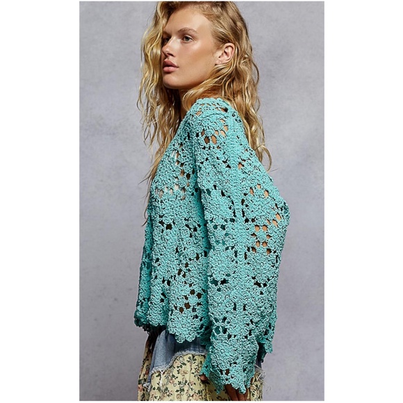 POL Teal Blue Chenille Bell sleeve Scallop hem Semi Sheer Top - Picture 5 of 5